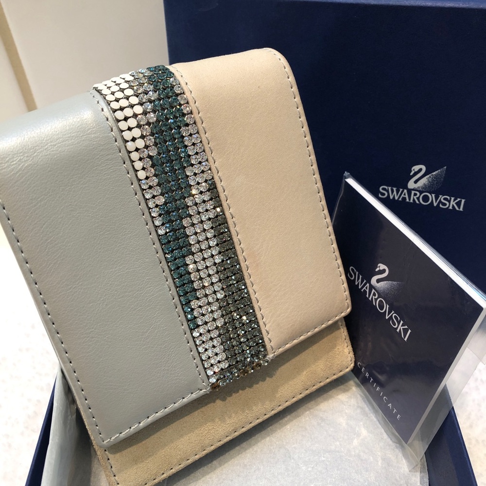 NWT Swarovski Crystal beige and pearl evening bag